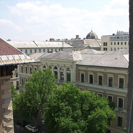 Next Door Apartment Budapesta Cameră foto